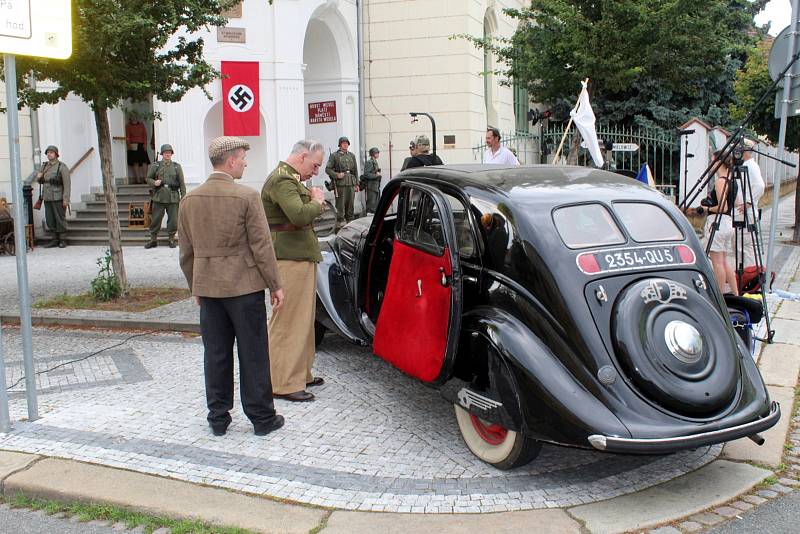 Nymburští filmaři točí hraný dokument o událostech v Nymburce z roku 1945.