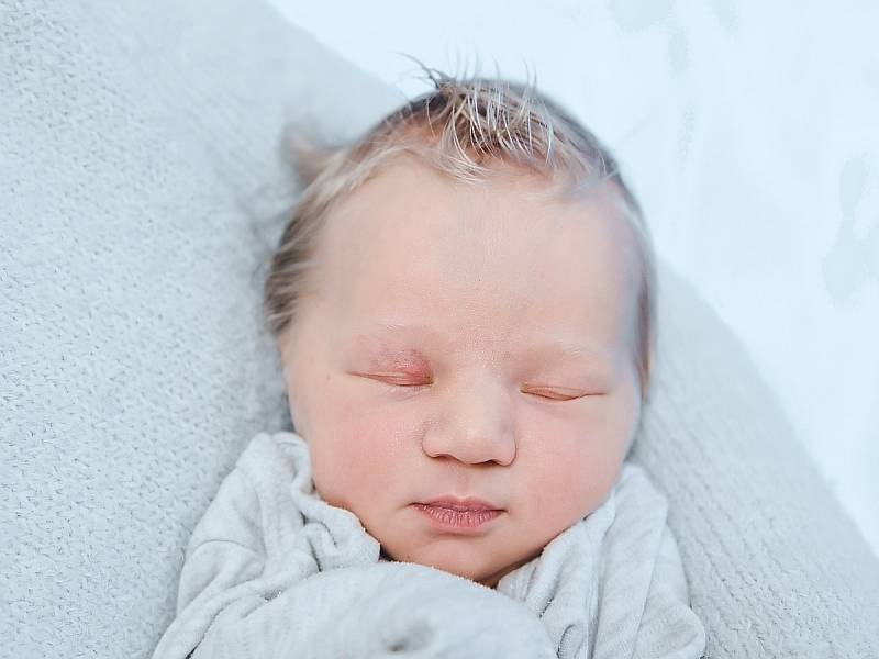 Barbora Kačíková se narodila v nymburské porodnici 24. prosince 2022 v 17:48 hodin s váhou 3040 ga mírou 48 cm. V Úmyslovicích bude prvorozená holčička bydlet s maminkou Veronikou a tatínkem Pavlem.