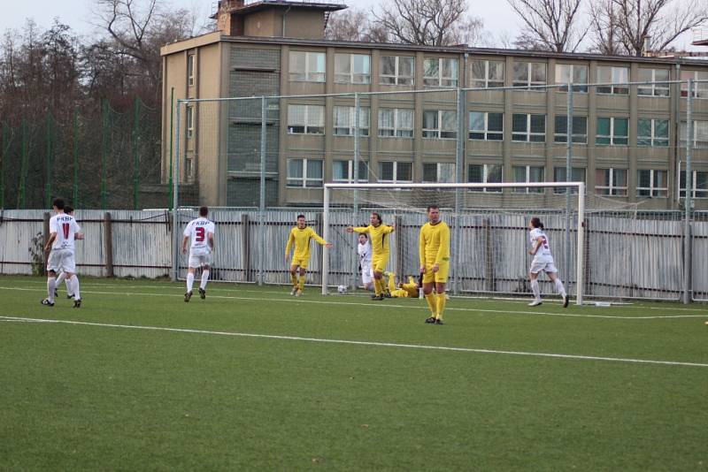 Z fotbalového utkání I.A třídy Bohemia Poděbrady - Záryby (1:2)