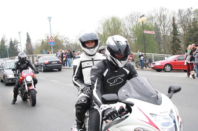 Zahájení motorkářské sezony v Poděbradech.