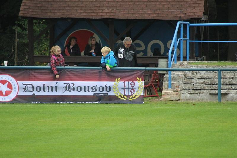 Z fotbalového utkání I.A třídy Slovan Poděbrady - Dolní Bousov