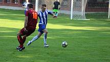 Z fotbalového utkání I.A třídy Slovan Poděbrady - Pšovka Mělník (4:1)