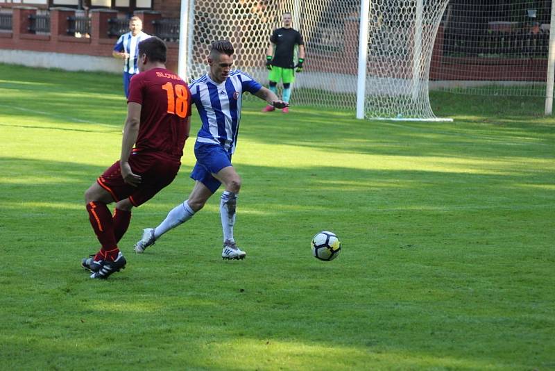 Z fotbalového utkání I.A třídy Slovan Poděbrady - Pšovka Mělník (4:1)