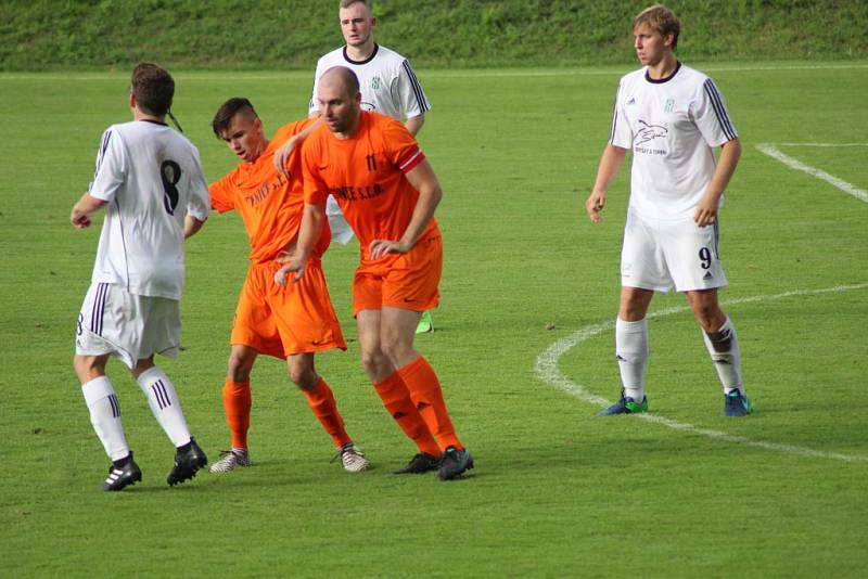 Z fotbalového utkání krajského přeboru Semice - Poříčany (1:0)