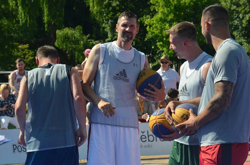 Basketbalový klub z Poděbrad oslavil sedmdesáté narozeniny.