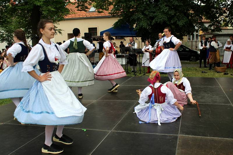 Z folklorního festivalu Polabská vonička.