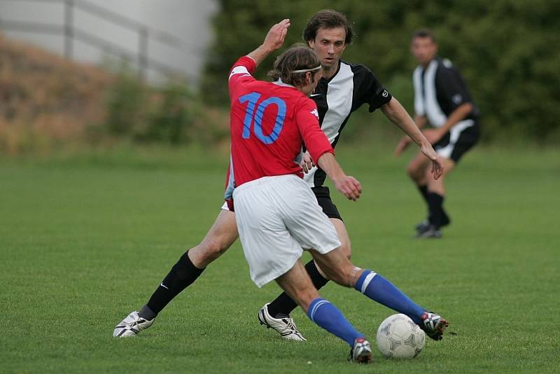 Z utkání I. A třídy Poděbrady - Uhlířské Janovice 2:2.