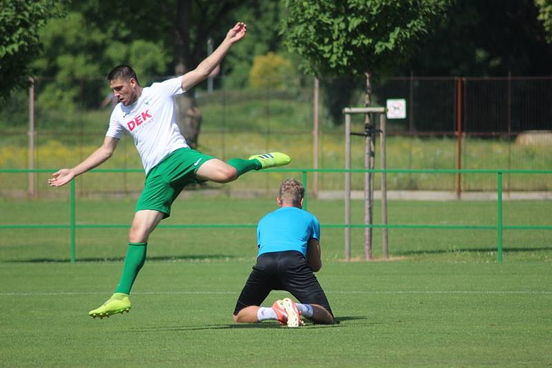 Z přípravného fotbalového utkání Polaban Nymburk - Luštěnice (4:0)