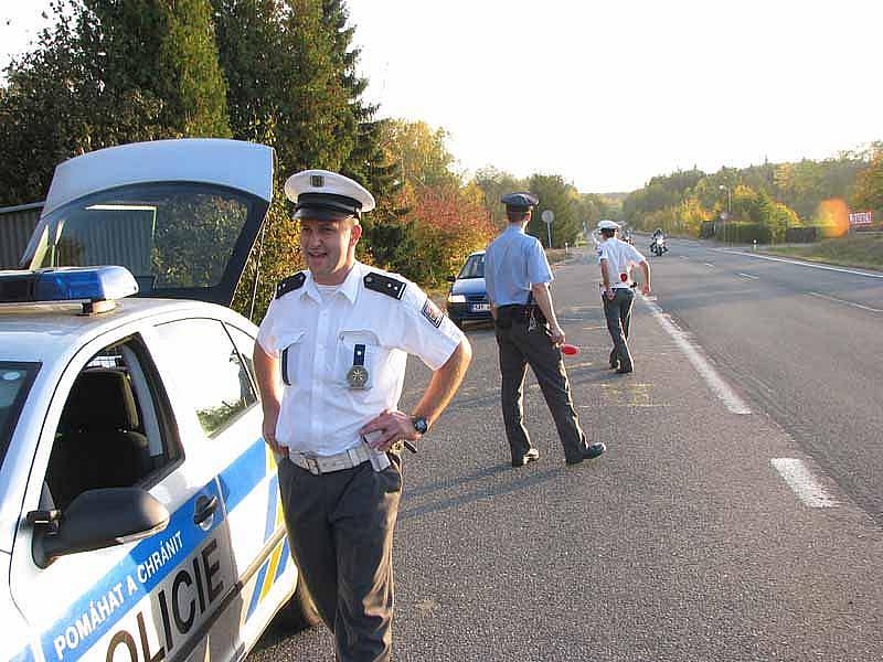 Policejní kontroly v Nouzově