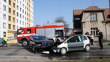 Nehoda ve Zbožské ulici, pri níž hořelo auto