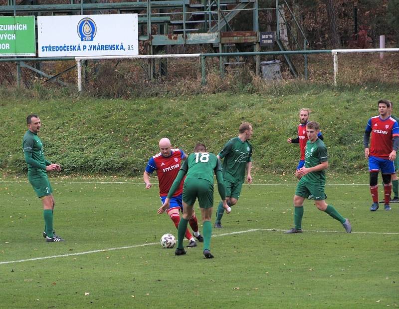 Z fotbalového utkání I.B třídy Semice - Městec Králové (1:1)