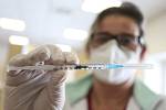V pondělí odstartuje třetí vlna očkování proti koronaviru. Očkovat se tentokráte nebude ve velkých očkovacích centrech, ale v nemocnicích či u praktických lékařů. 