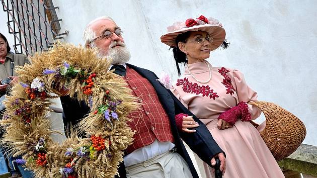 Dožínková slavnost 2012 v Přerově nad Labem.