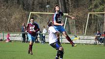 Z fotbalového utkání okresního přeboru Slovan Poděbrady - Jíkev (3:0)