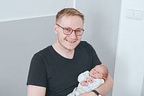 Teodor Přindiš se narodil v nymburské porodnici 25. srpna 2022 v 8:51 hodin s váhou 3570 g a mírou 49 cm. S maminkou Klárou a tatínkem Janem bude prvorozený chlapeček bydlet v Lysé nad Labem.