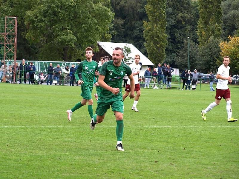 Z fotbalového utkání I.A třídy Polaban Nymburk - Bohemia Poděbrady (3:1)