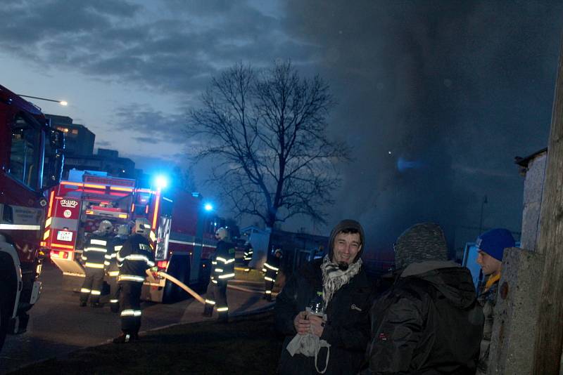 Požár bývalé výtopny na sídlišti v Jankovicích v Nymburce.