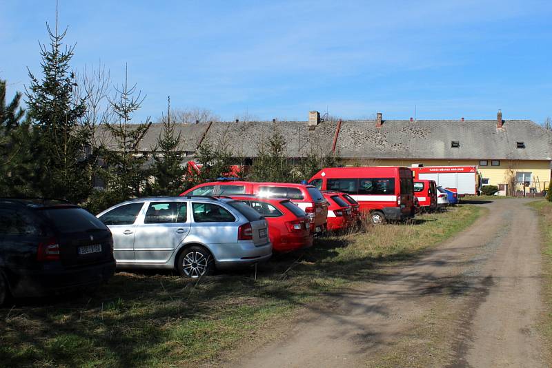 Likvidace více než 7 tisíc kachen v chovu ve Slibovicích.