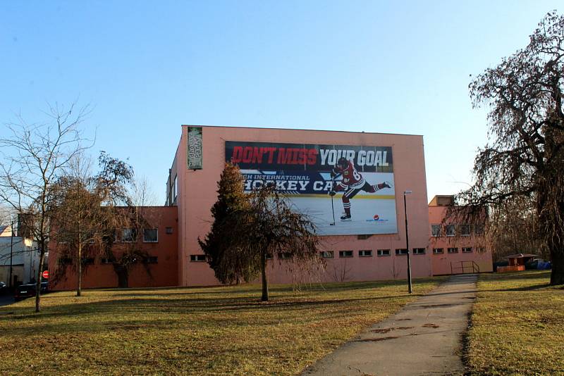 Zimní stadion v Nymburce.