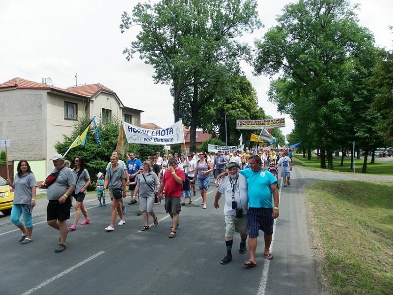 Sraz Lhot v Kostelní Lhotě