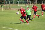 Z fotbalového utkání okresního přeboru Ostrá B - Hrubý Jeseník (4:0)