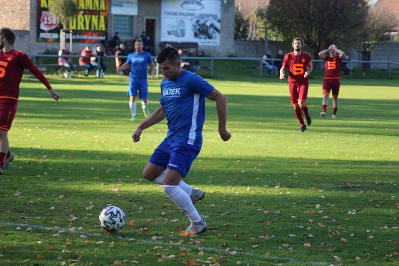 Z fotbalového utkání I.A třídy Sokoleč - Slovan Poděbrady