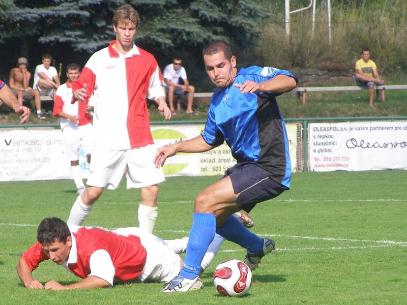 Z utkání prvního kola Poháru ČMFS Zápy - Velim (2:3)