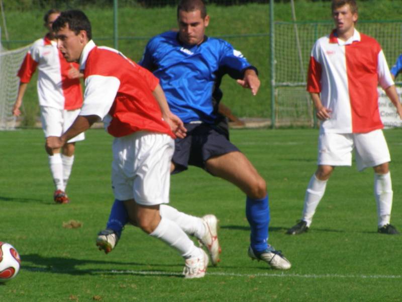 Z utkání prvního kola Poháru ČMFS Zápy - Velim (2:3)