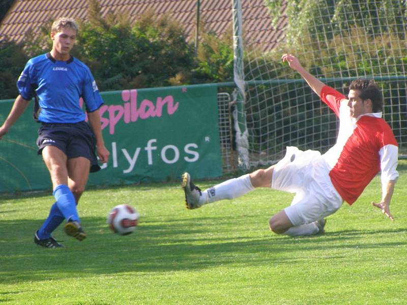 Z utkání prvního kola Poháru ČMFS Zápy - Velim (2:3)