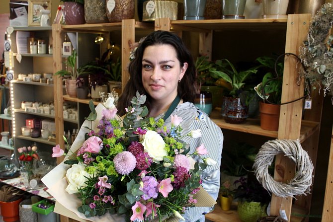 V obchodě Anety Mackové zákazníci zdaleka nenajdou pouze klasické květiny