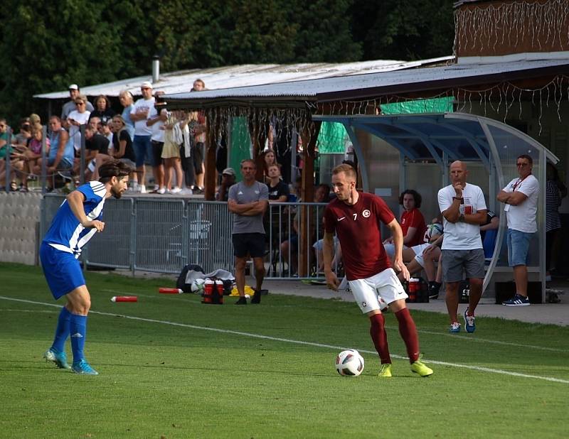 Z fotbalového utkání I.A třídy Bohemia Poděbrady - Čelákovice (1:4)