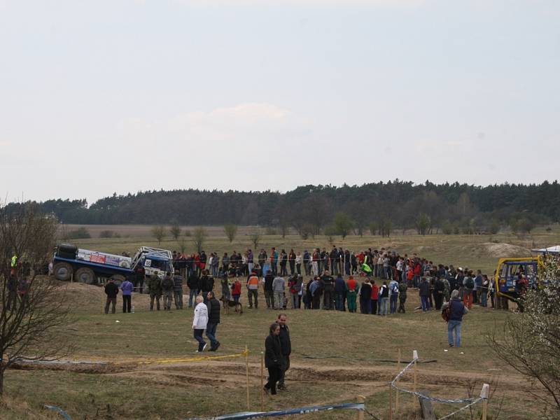 Otevřené mistrovství ČR Truck Trial 2012 na Božím Daru u Milovic