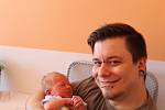O MATÝSKOVI SE VĚDĚLO. MATYÁŠ LÍBAL se narodil 20. dubna 2017 v 18.42 hodin s mírami 3 270 g a 47 cm. Maminka Michaela a táta Josef si své první miminko  odvezli domů do Českého Brodu.