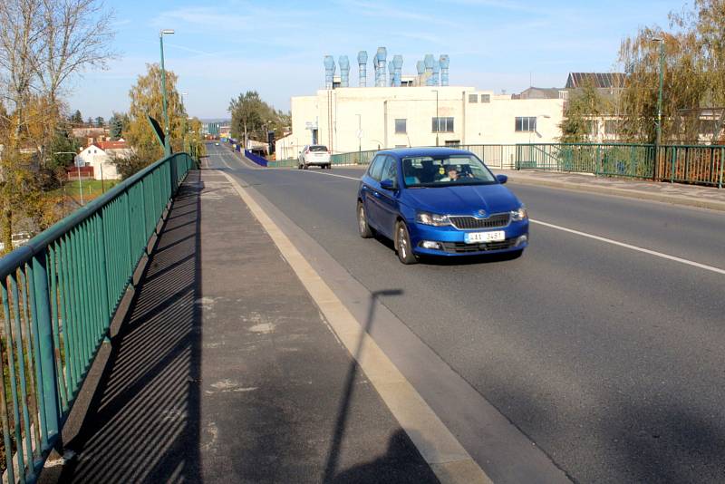 V dubnu se kvůli opravě uzavře železniční nadjezd.