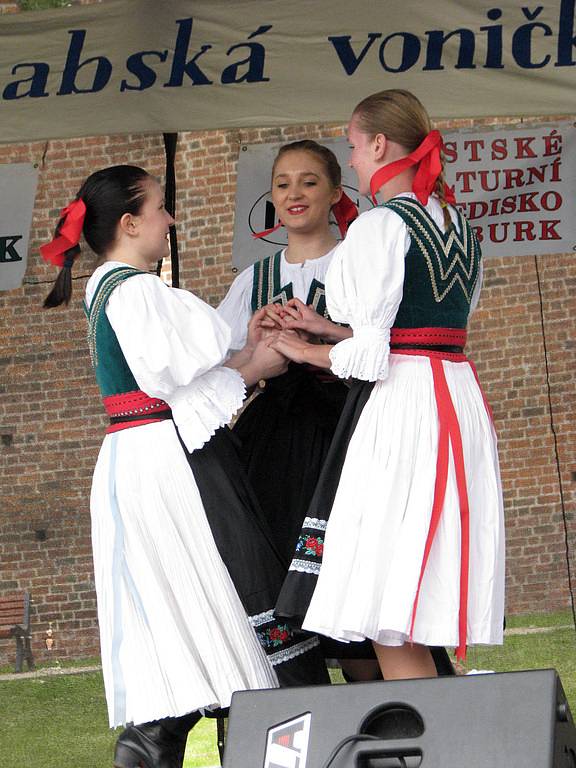 V nymburce proběhla v sobotu už tradiční soutěž folklofních souborů Vonička 2009.