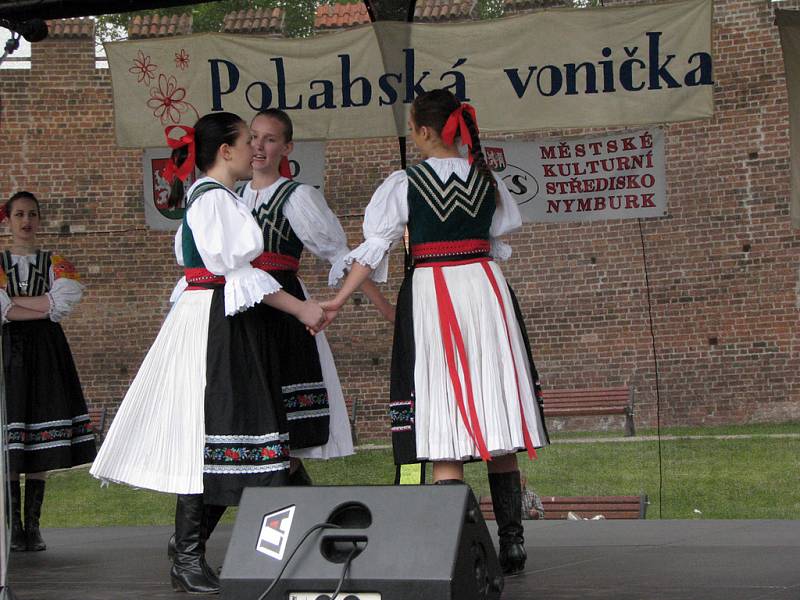 V nymburce proběhla v sobotu už tradiční soutěž folklofních souborů Vonička 2009.