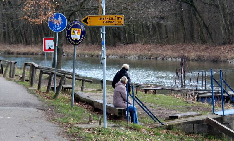 Soutok v sobotu po obědě nebyl cílem turistů ani místních.