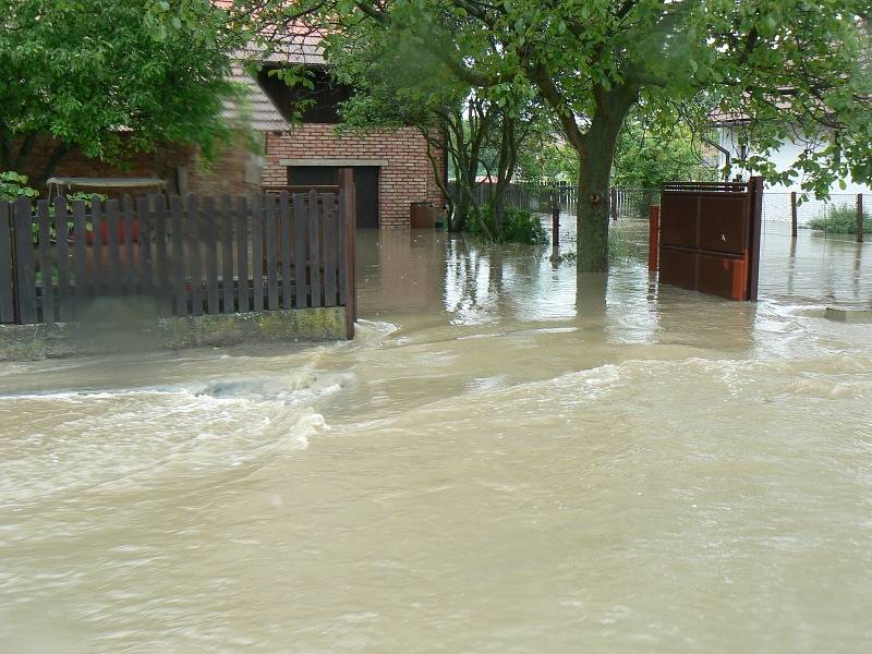 Povodeň ve Vestci a Křinci