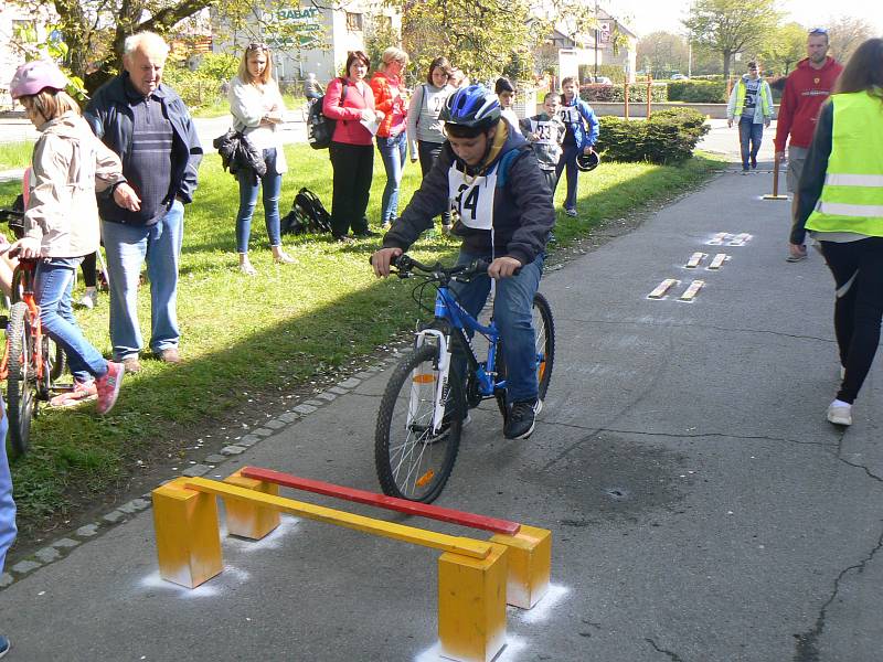 Dopravní soutěž mladých cyklistů.