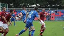 Z fotbalového utkání krajského přeboru Bohemia Poděbrady - Nespeky (4:4, na penalty 8:7)