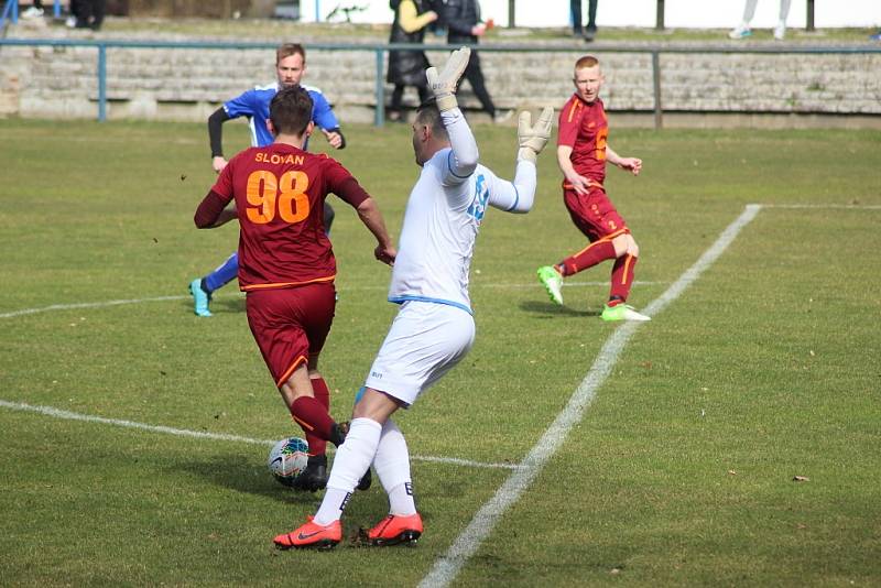 Z fotbalového utkání I.A třídy Slovan Poděbrady - Pěčice (4:0)