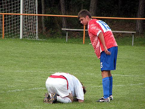 Z přípravného utkání Ostrá - Nelahozeves (0:0).