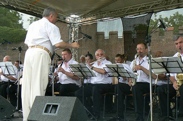 Mezinárodní festival dechových orchestrů v Nymburce.