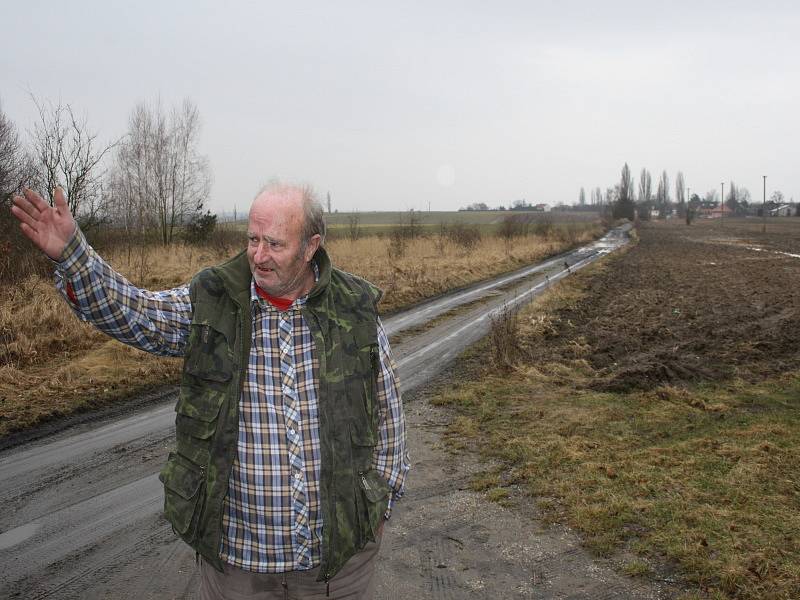 Jaroslav Zvířecí a rozbahněná cesta