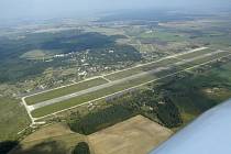 O osudu milovického letiště a jeho okolí bude rozhodovat komise zřízená na kraji.