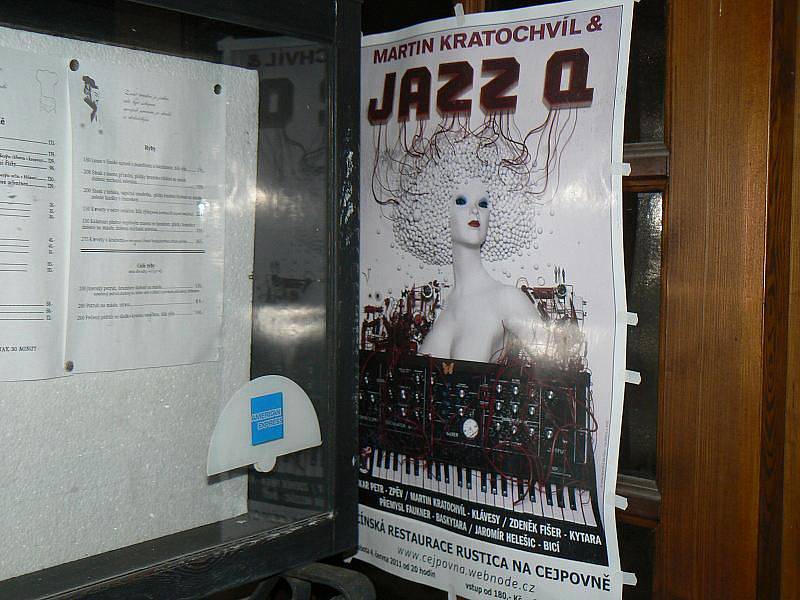 Slavná skupina Jazz Q vystoupila v sále nymburské restaurace Rustica na Cejpovně