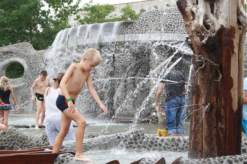 Milovický zábavní park Mirakulum v sobotu 25. července otevřel oficiálně nový vodní svět.