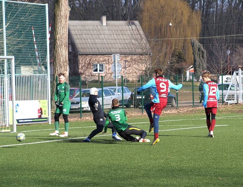 Z přípravného fotbalového utkání Bohemia Poděbrady - Polaban Nymburk (3:1)