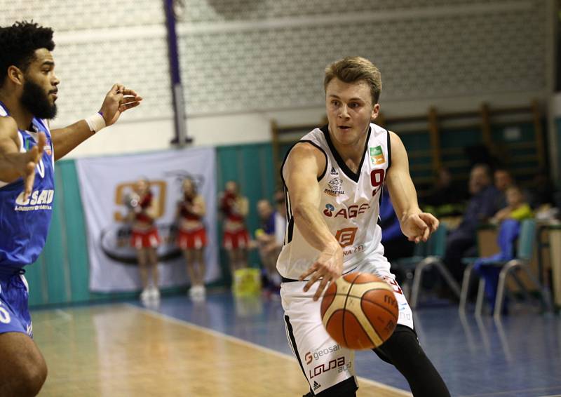 Basketbalisté Nymburka smetli v dalším zápase nejvyšší soutěže tým Ostravy.