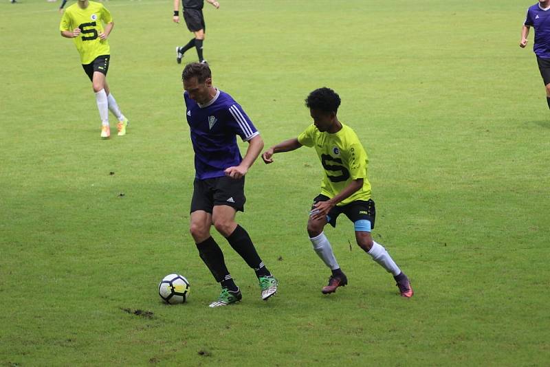 Z přípravného fotbalového utkání Slovan Poděbrady - Chotětov (4:2)